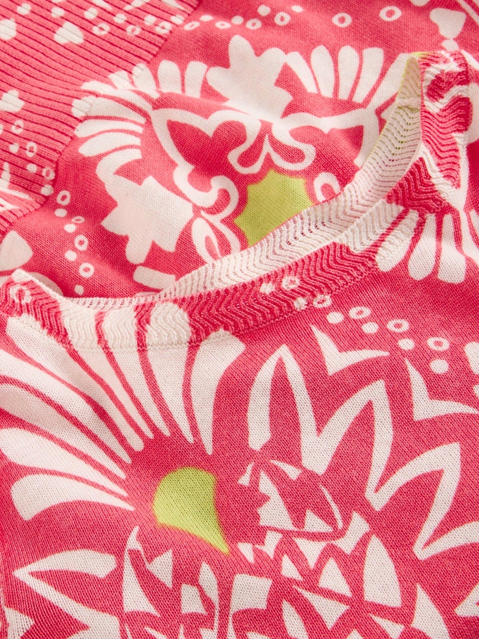 Pullover Rose