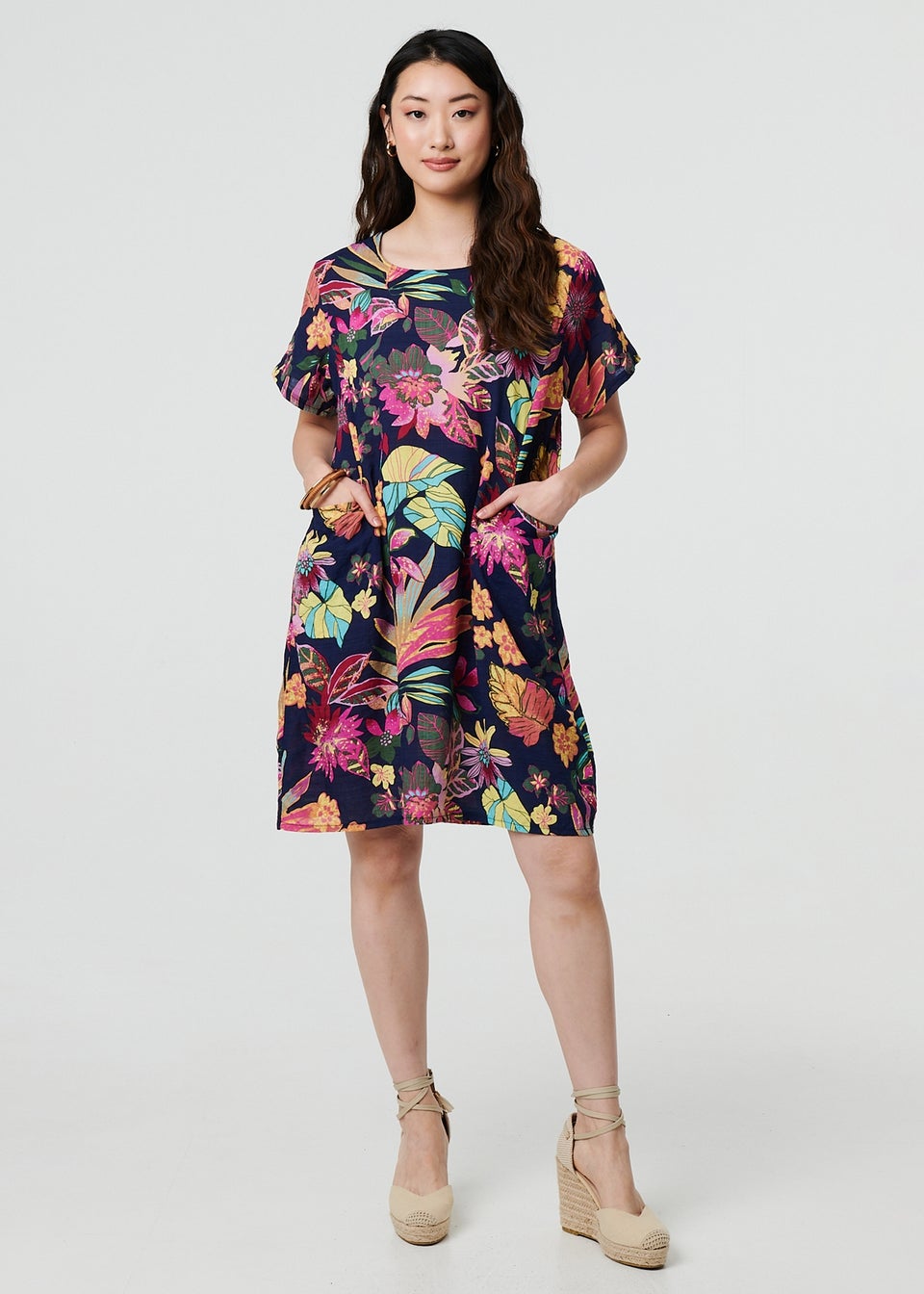 Izabel London Navy Tropical Print Knee Length Shift Dress