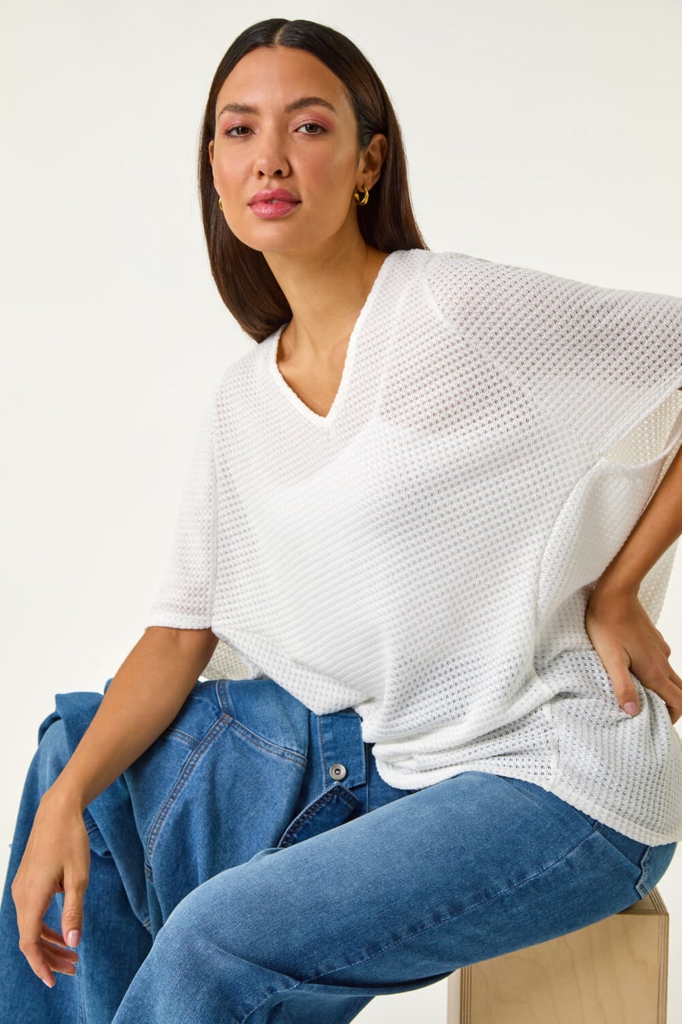 Roman White Textured V-Neck Cocoon Stretch Top