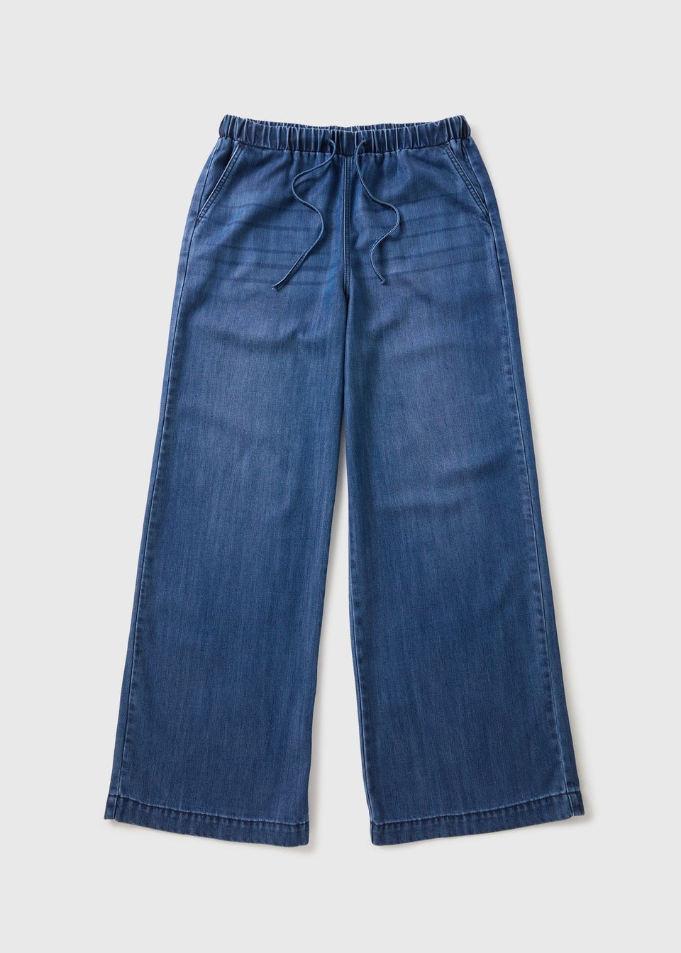 Dark Wash Comfort Fit Wide Leg Jeans