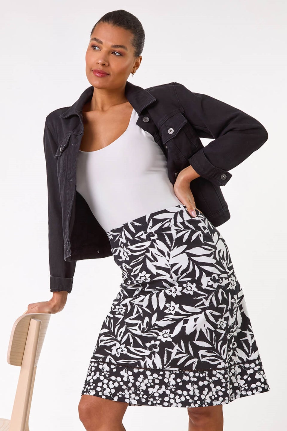 Roman Black A-Line Palm Mono Print Skirt