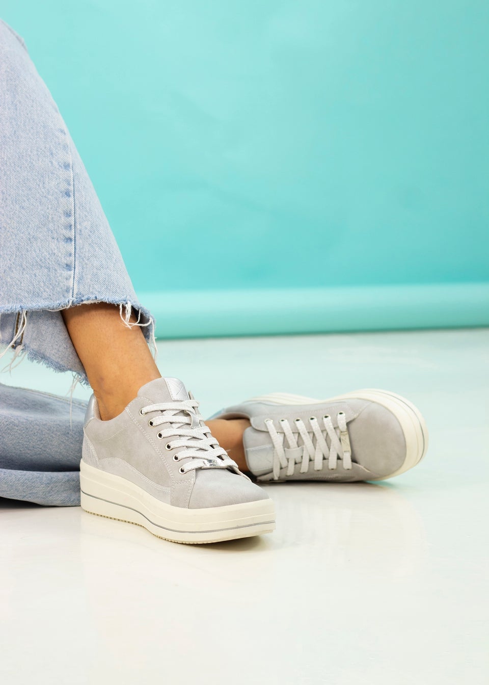 Lunar Grey Medway Trainer