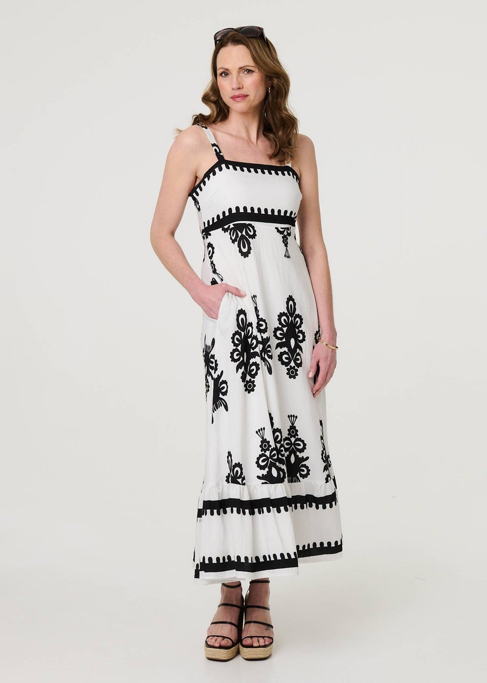Izabel London White Ikat Print Sleeveless A-Line Maxi Dress