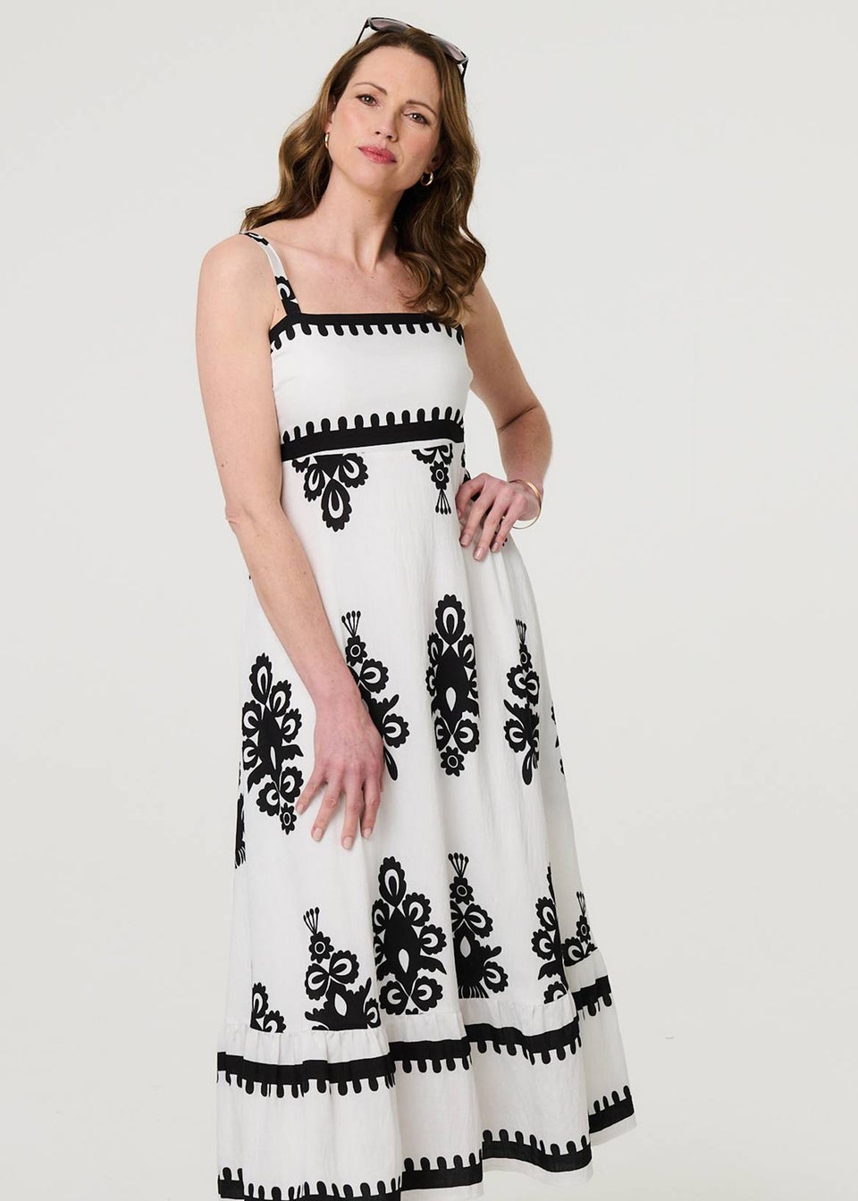 Izabel London White Ikat Print Sleeveless A-Line Maxi Dress