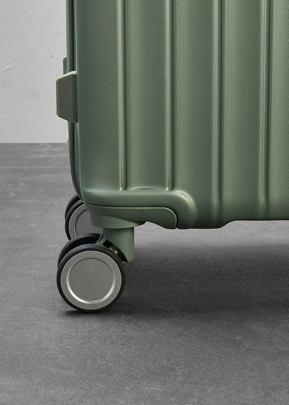 Rock Aspen Suitcase Sage Green