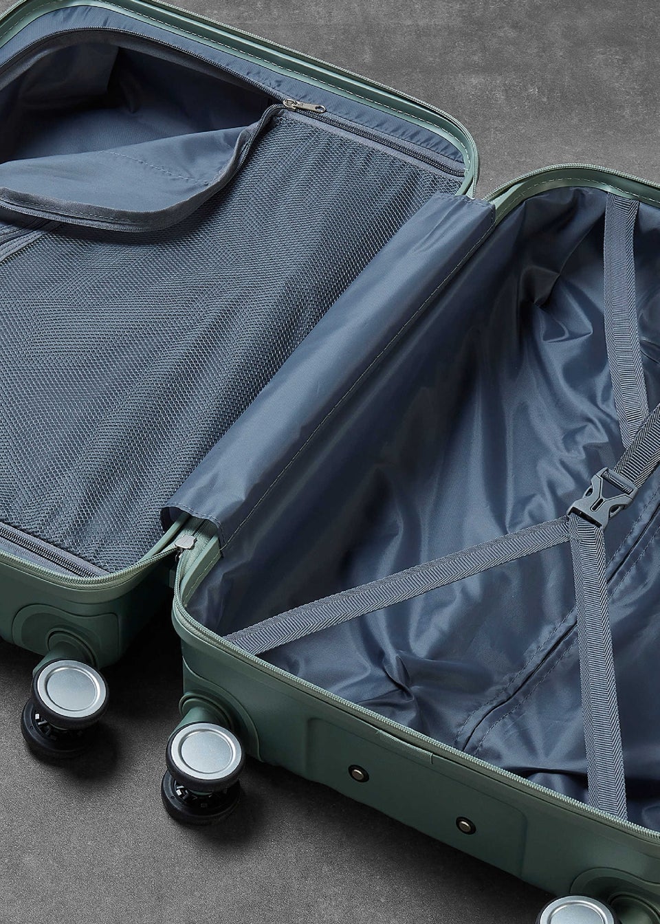 Rock Aspen Suitcase Sage Green