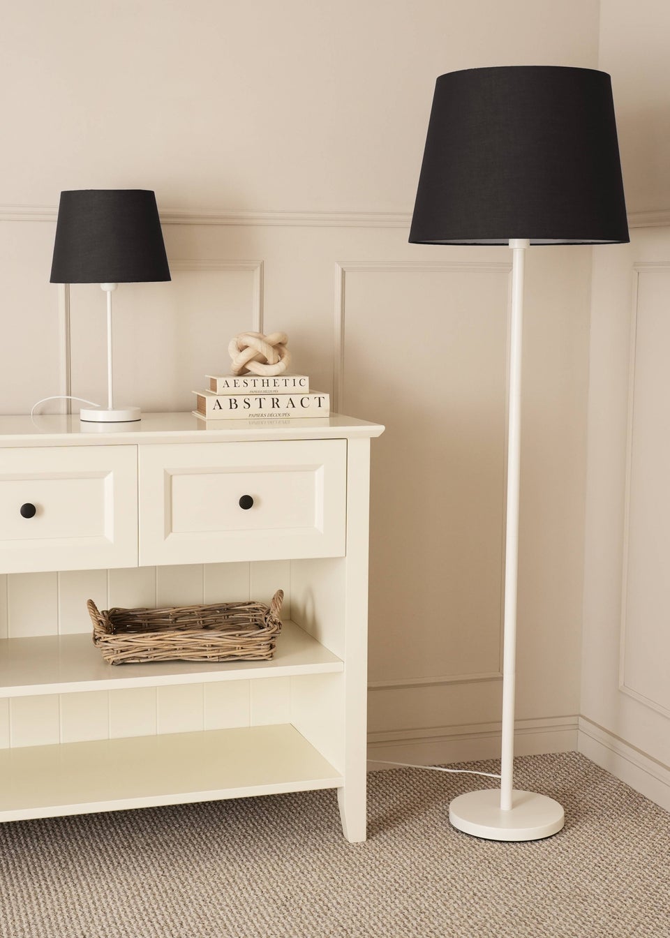 ValueLights Charlie Painted White Floor Lamp with Large Tapered Shade