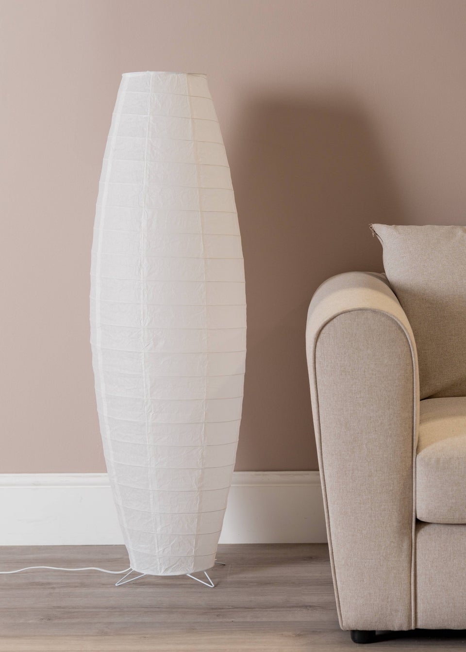 ValueLights Isla Matte White Floor Lamp