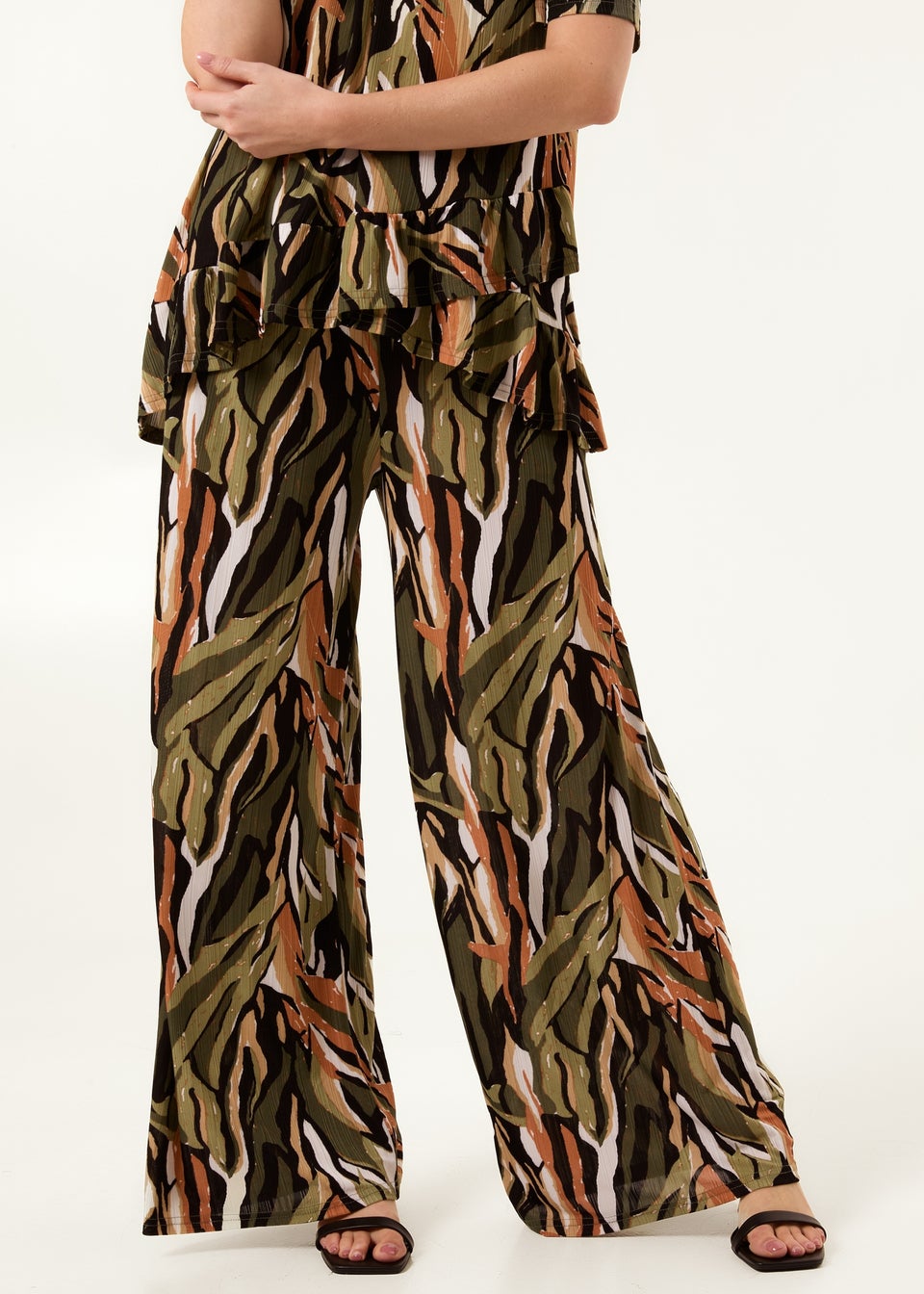 Blue Vanilla Khaki Plisse Tropical Print Wide Leg Trousers