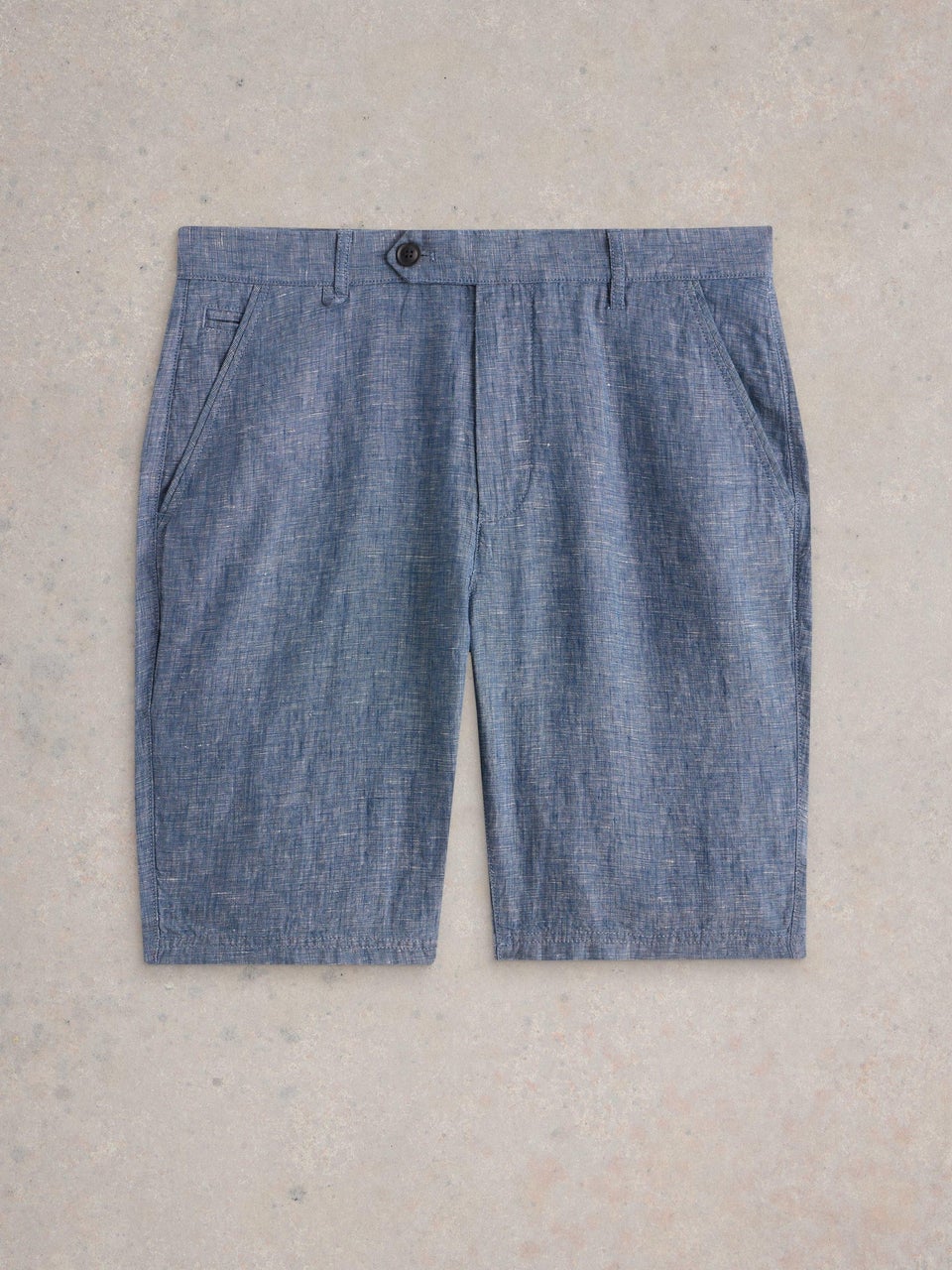 Chinoshorts aus Leinen