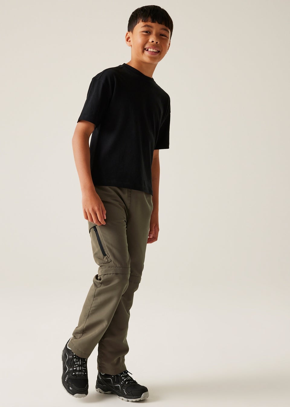 Regatta Mocha Treetop Kids' Sorcer III Lightweight Trousers (3- 16 Yrs)
