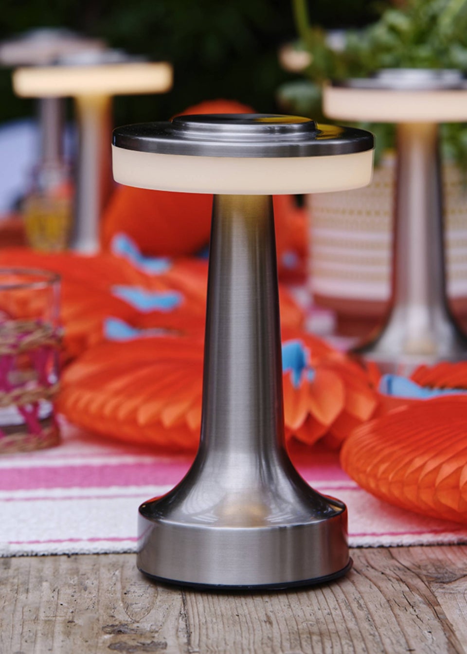 ValueLights Talance Brushed Chrome LED Rechargeable Dimmable Touch Table Lamp