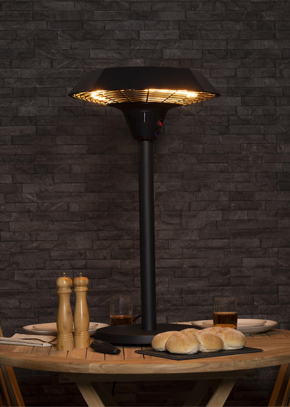 Charles Bentley 2000W Electric Table Top Patio Heater (H80.5cm x W45cm x L45cm)
