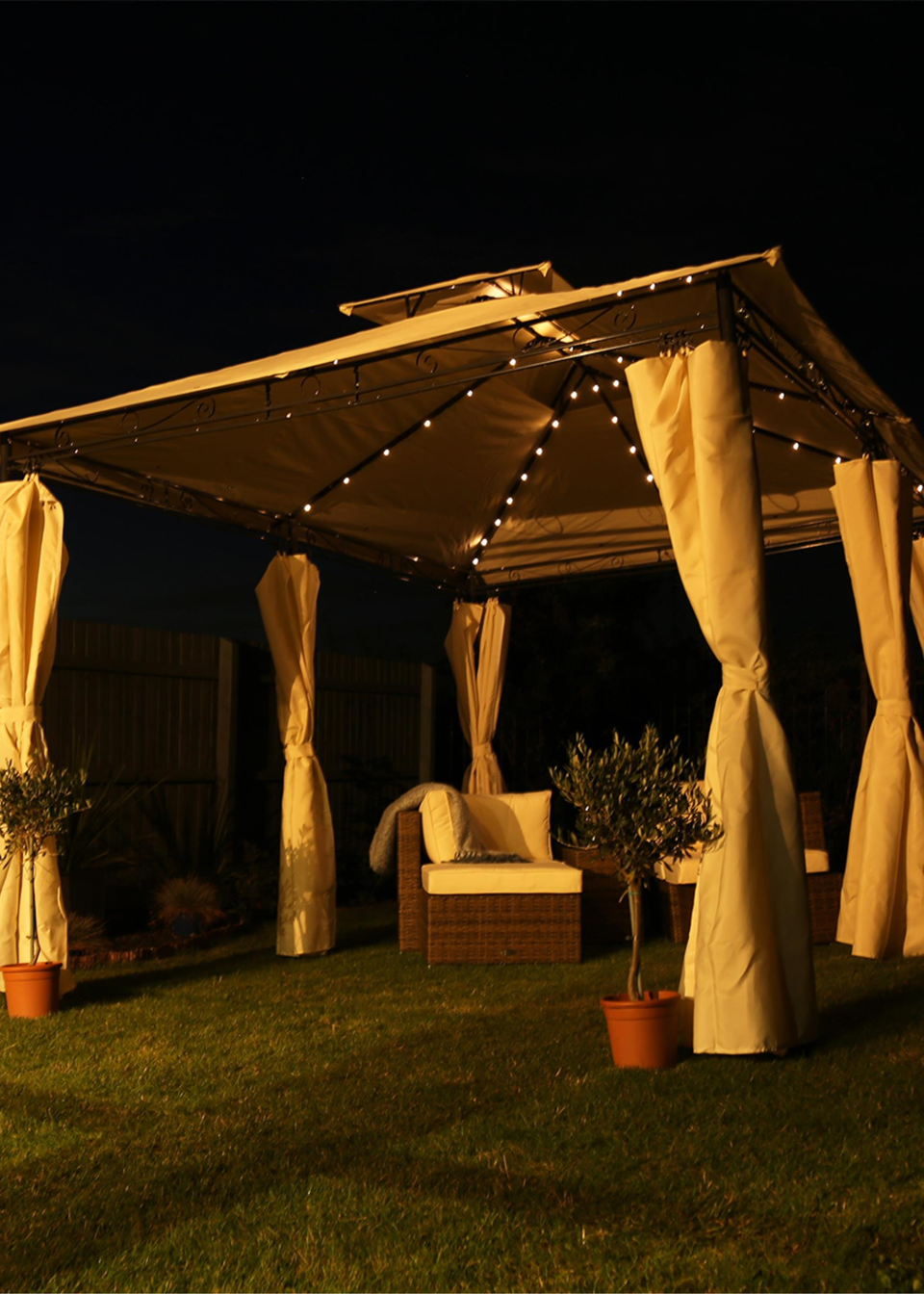Charles Bentley Gazebo LED Lights (L3m x W4m)
