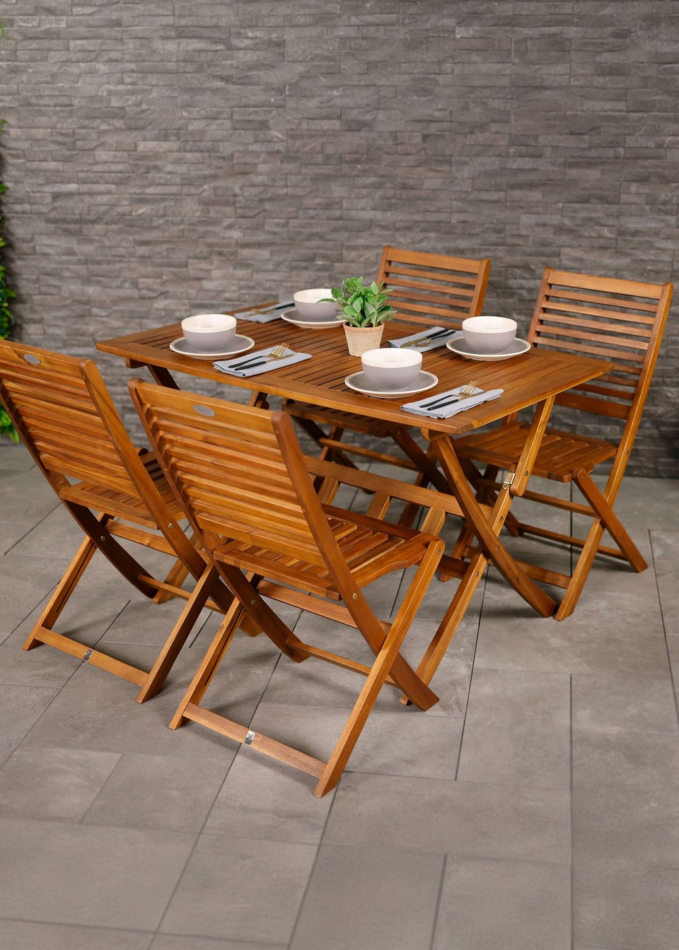 Charles Bentley FSC Acacia Hardwood 5pc Garden Furniture Set  (4 Seater)