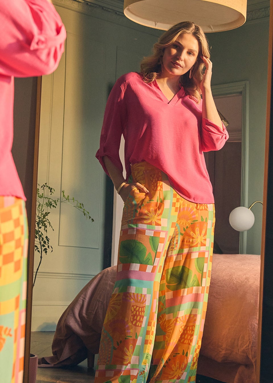 Izabel London Pink 3/4 Turn Up Sleeve Relaxed Blouse