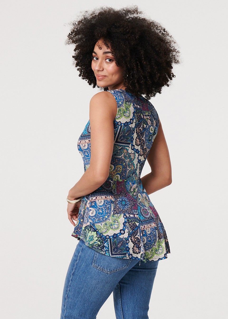 Izabel London Blue Paisley Sleeveless Round Neck Top