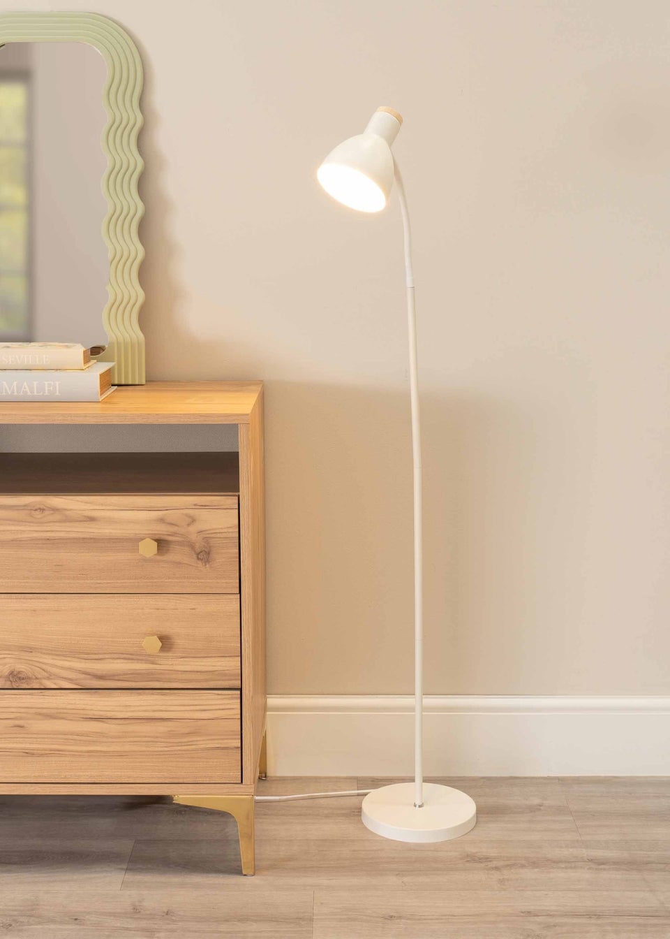 ValueLights Woody  White Floor Lamp with White Tapered Shade (130cm x 36cm x 22cm)
