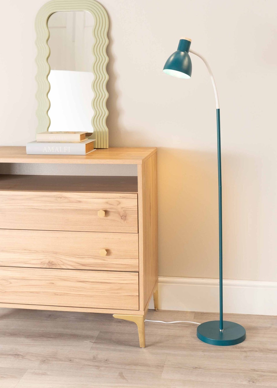 ValueLights Woody  Blue Floor Lamp with Blue Tapered Shade (130cm x 36cm x 22cm)
