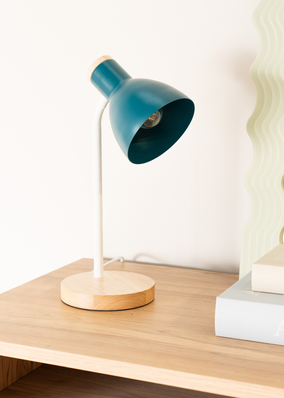 ValueLights Woody  Blue Table Lamp with Tapered Shade (36cm x 19cm x 14cm)