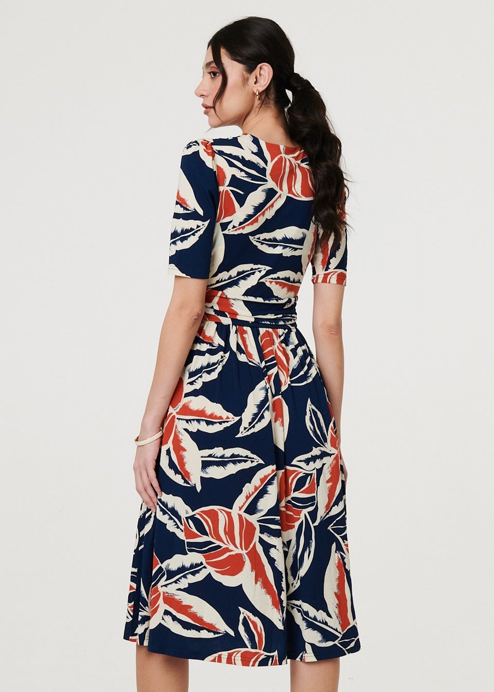Izabel London Navy Floral V-Neck Pleated Midi Wrap Dress