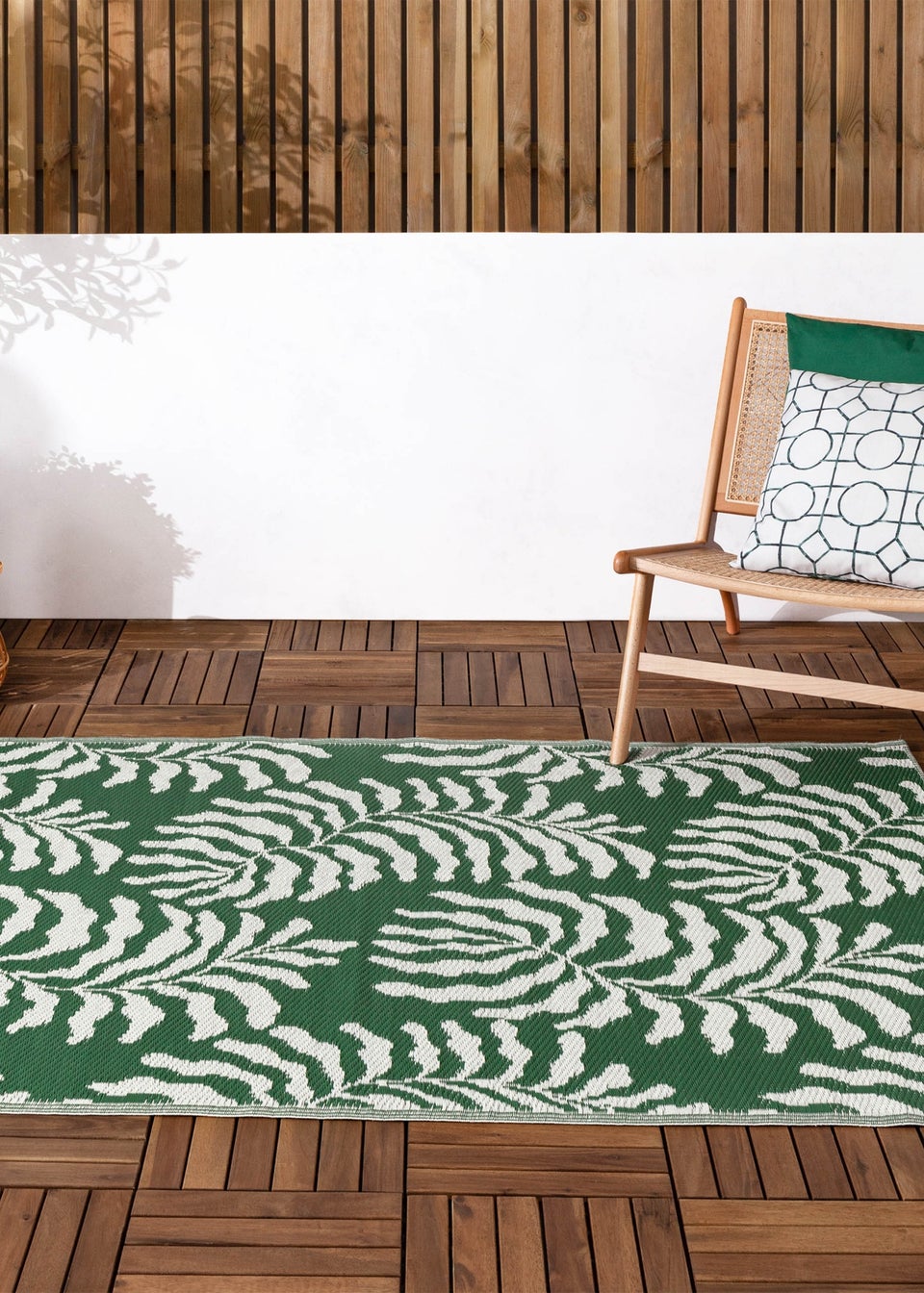 furn. Tocorico 100% Recycled Reversible Outdoor Rug (120cm x 180cm)