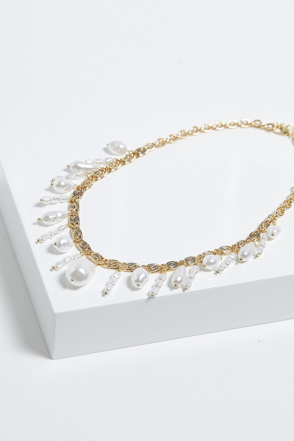 Mood Gold Cream Pearl Baroque Shaker Necklace