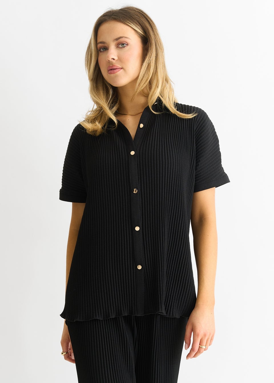 Gini London Black Plisse Short Sleeve Oversized Shirt