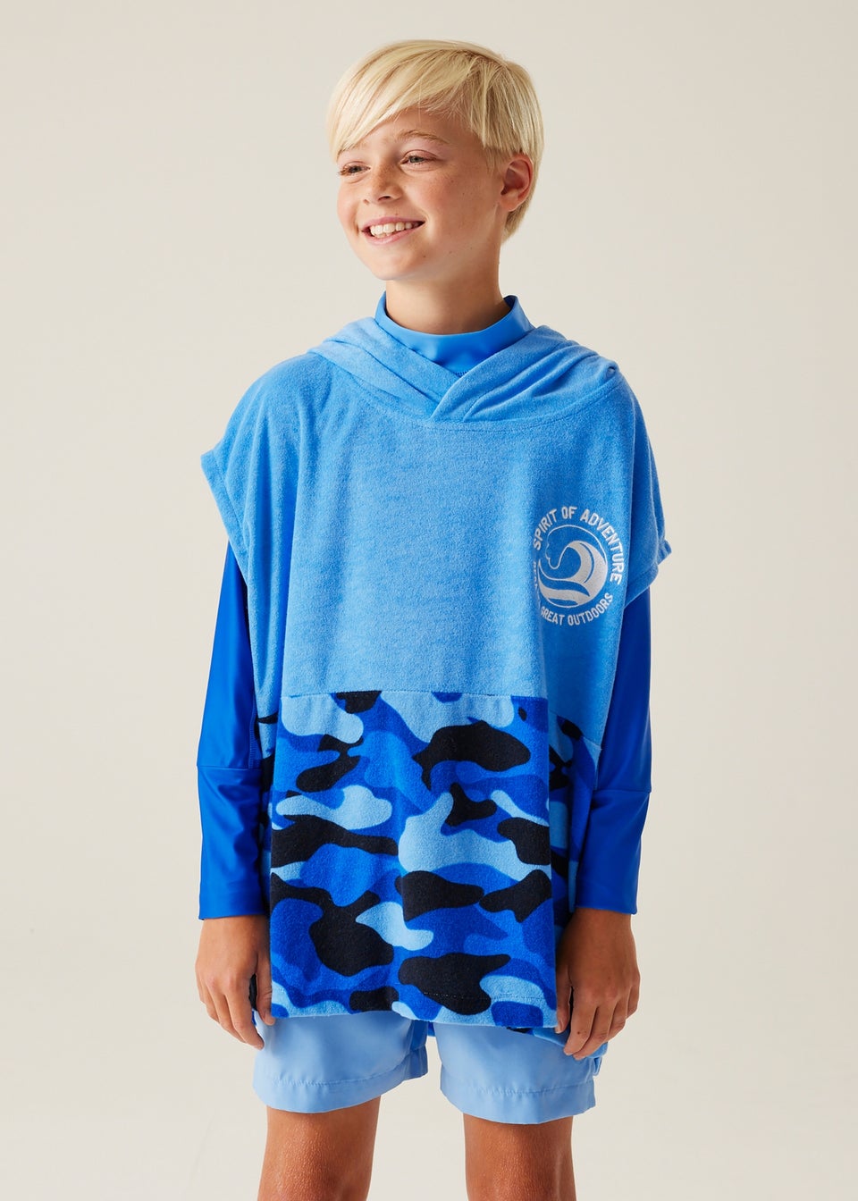 Regatta Elysium Blue Camo Kids Towel II Robe (3- 13 Yrs)