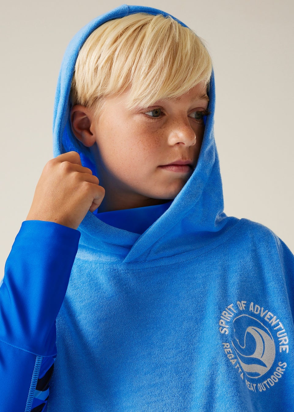 Regatta Elysium Blue Camo Kids Towel II Robe (3- 13 Yrs)