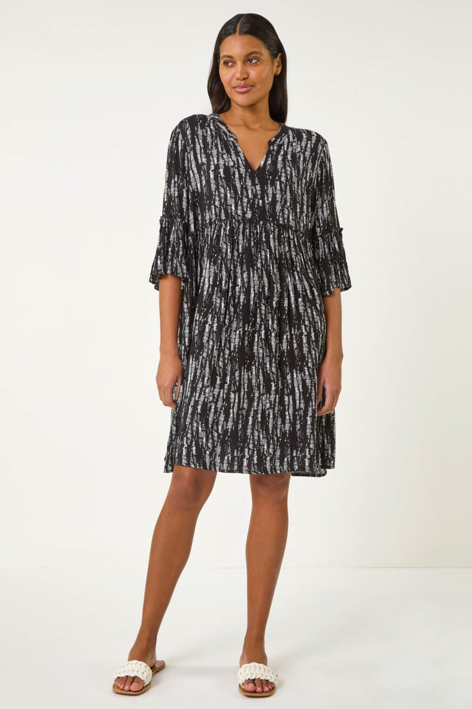 Roman Black Abstract Crinkle Smock Dress