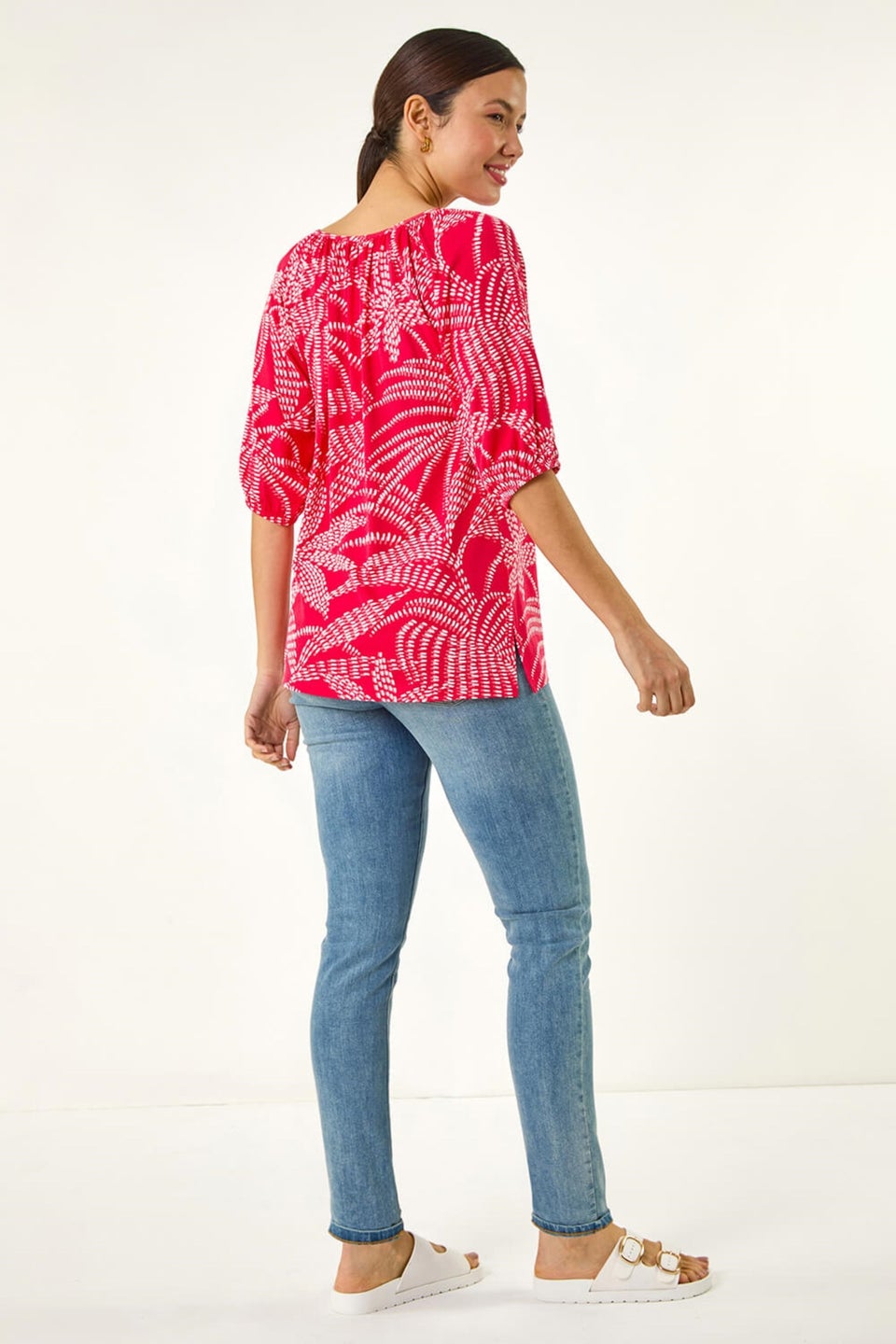 Roman Red Printed Keyhole Front Stretch Top