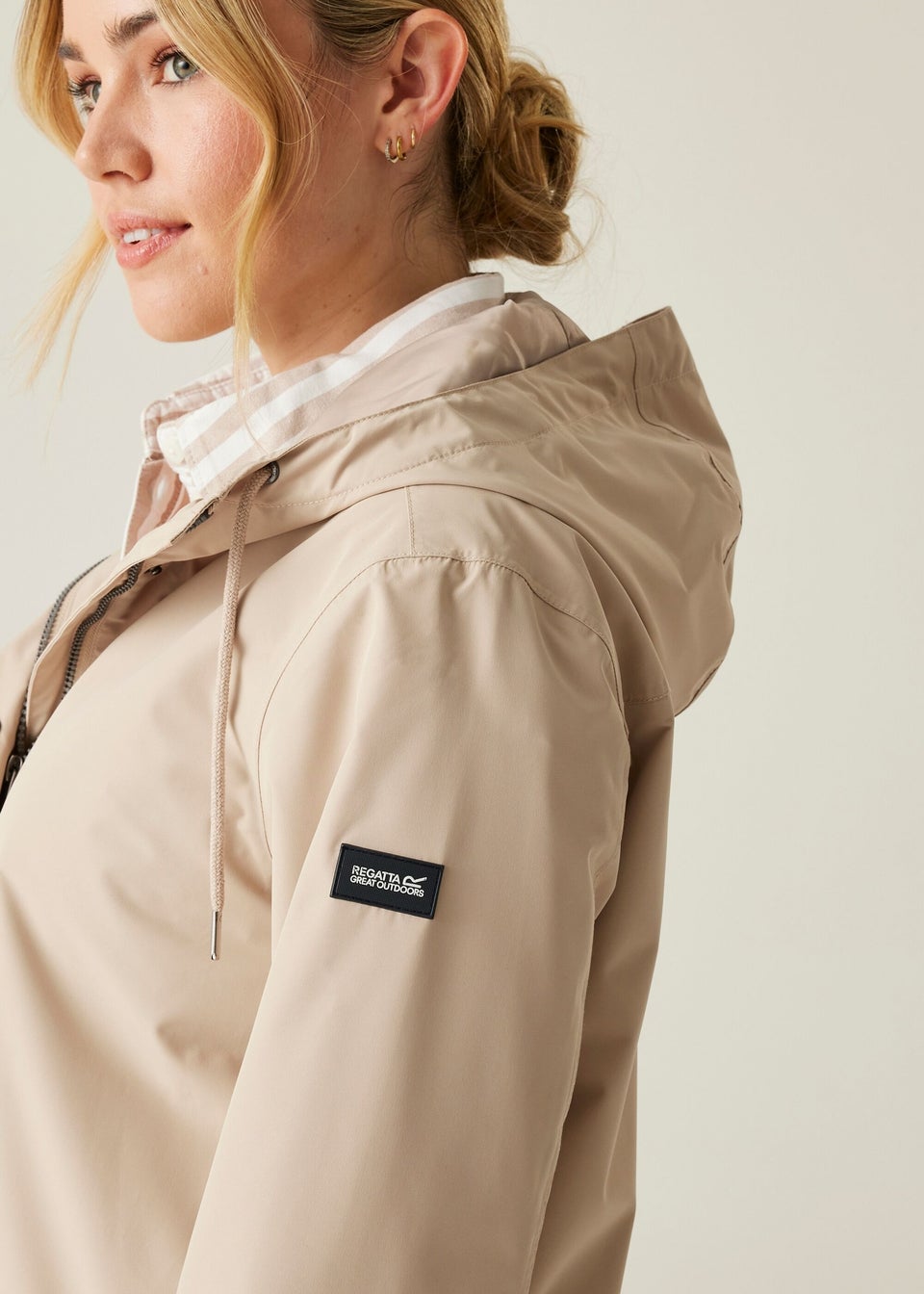 Regatta Ecru Reinna Waterproof Breathable Isotex Jacket