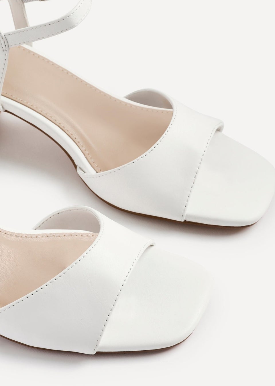 Linzi Darlene White Faux Leather Low Block Heeled Sandals