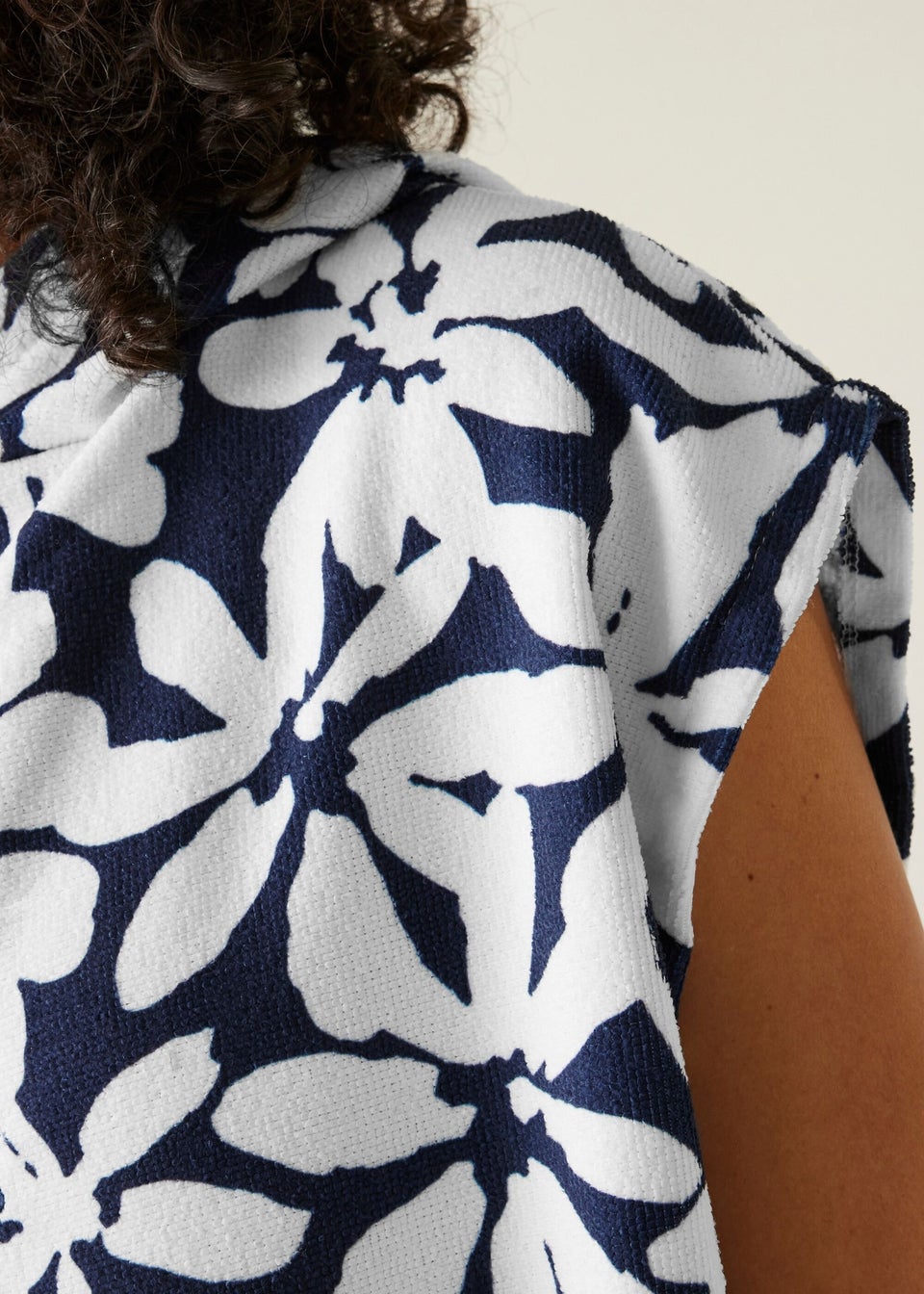 Regatta Navy/White Large Floral Adult Towel Robe
