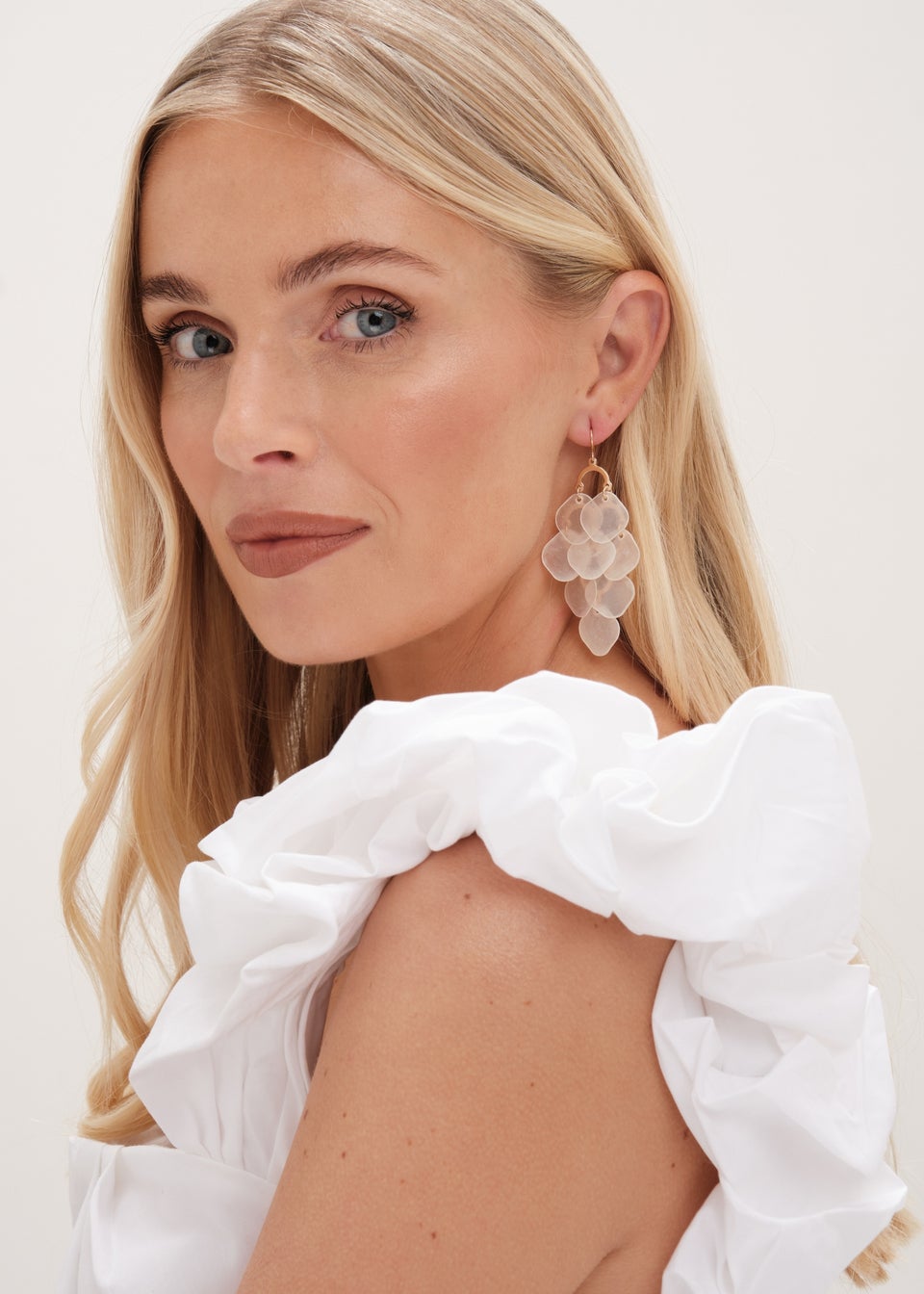 Mood Gold White Layered Shell Chandelier Drop Earrings