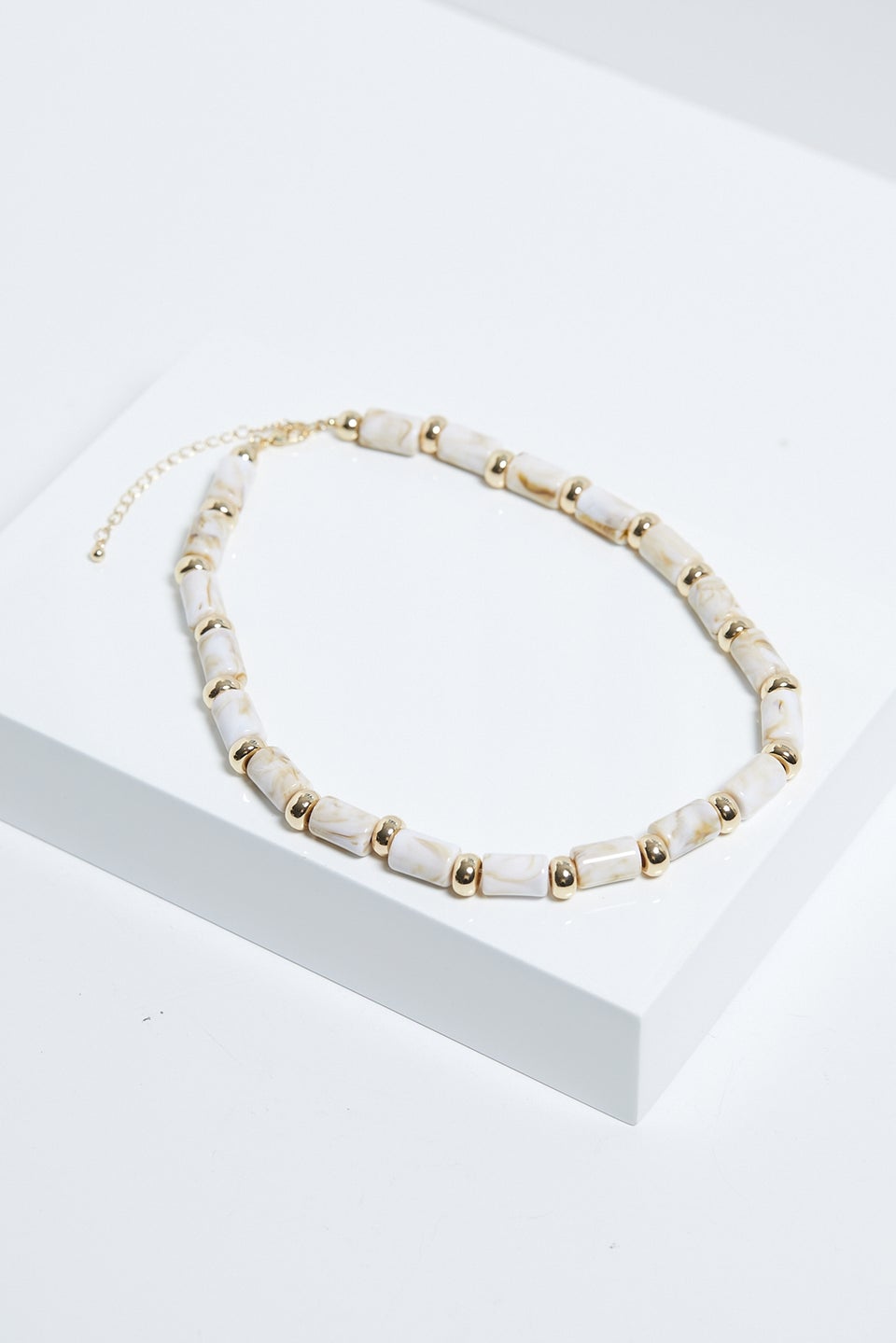 Mood Gold Cream Resin Allway Necklace