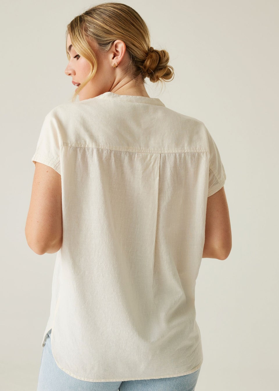 Regatta Light Vanilla Rianne Lightweight Shirt