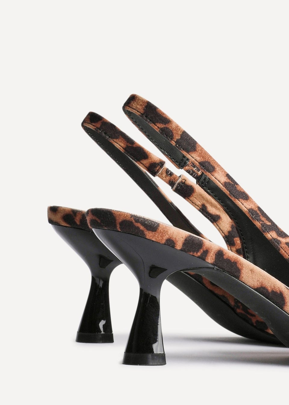 Linzi Izzie Multi Wide Fit Leopard Print Sling Back Low Court Heel
