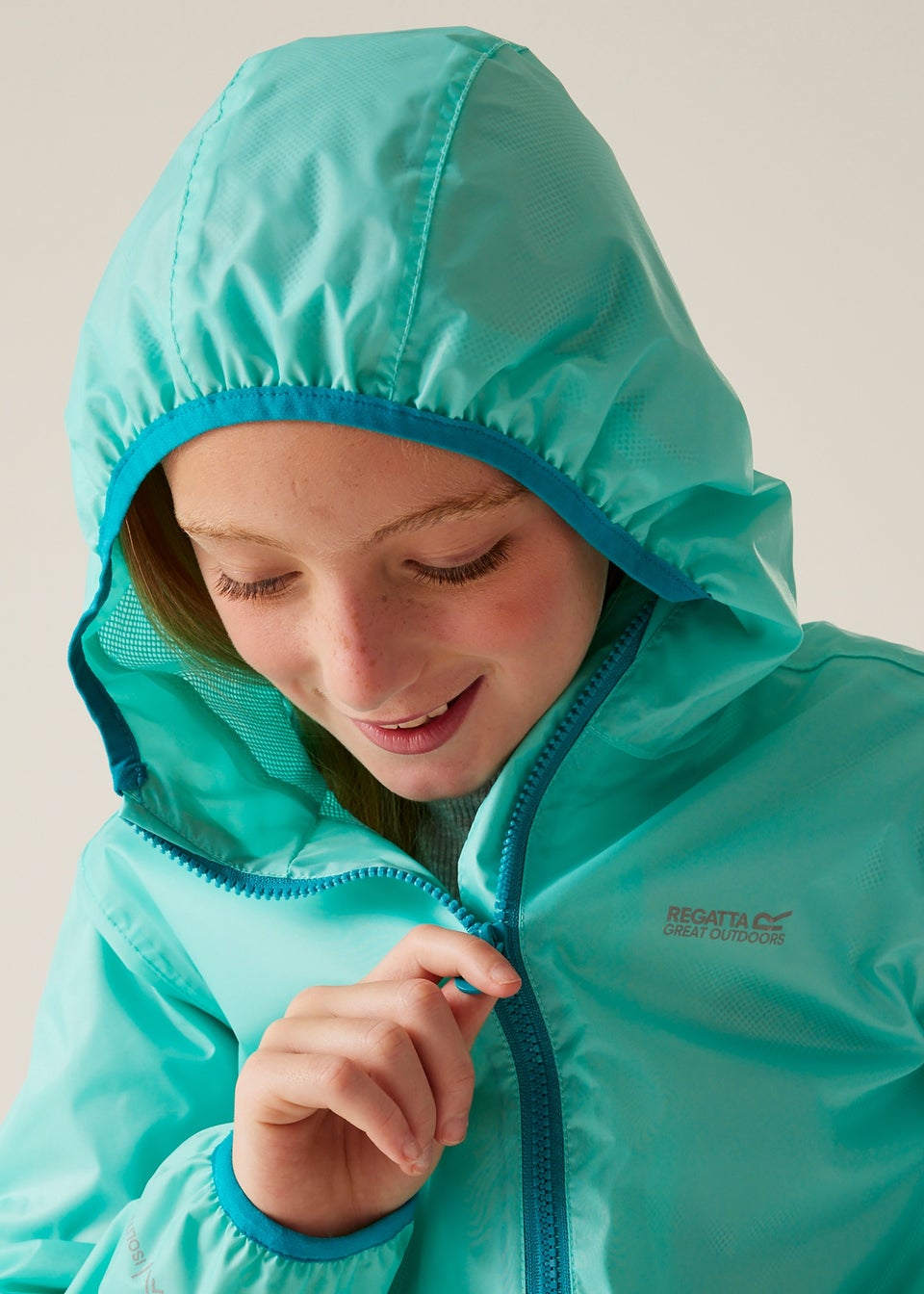 Regatta Blue Exotic Plume Kids Lever II Waterproof Breathable Isolite Jacket (3-16 Years)