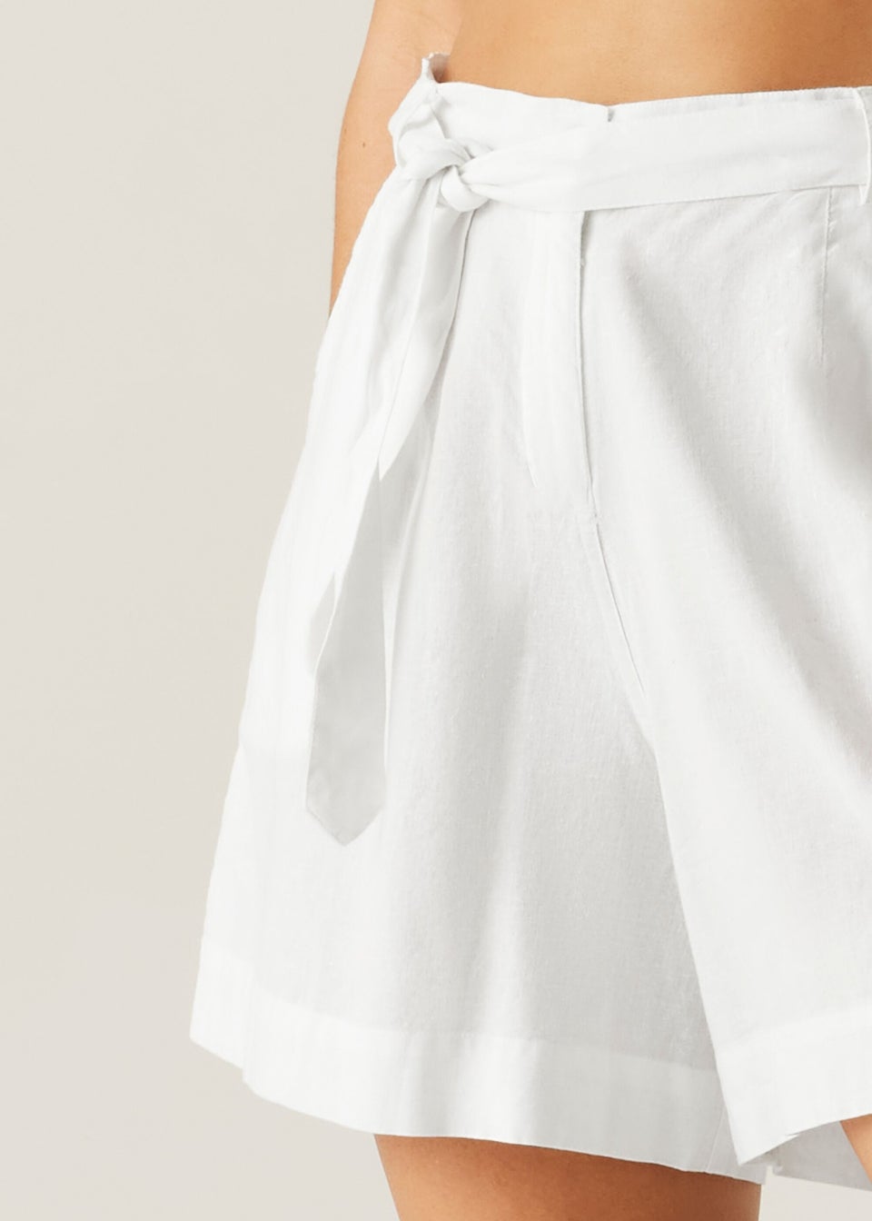 Regatta White Sabela II Shorts