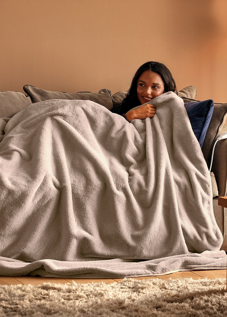 Silentnight Natural Heated Faux Fur Throw