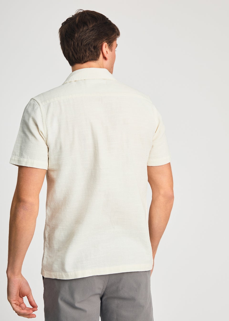 Kensington Eastside White Cotton Textured Short Sleeve Shirt