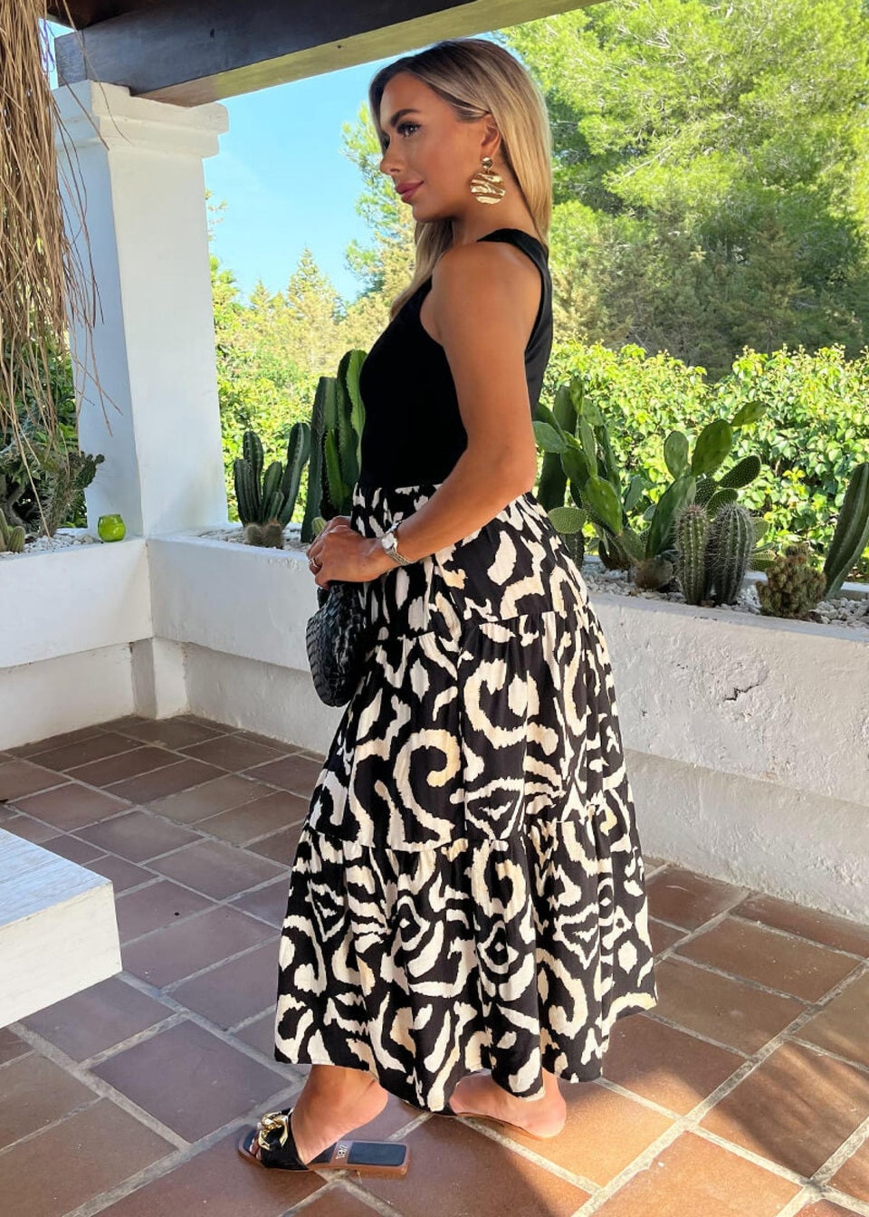 AX Paris Black Abstract Print 2 In 1 Smock Midi Dress