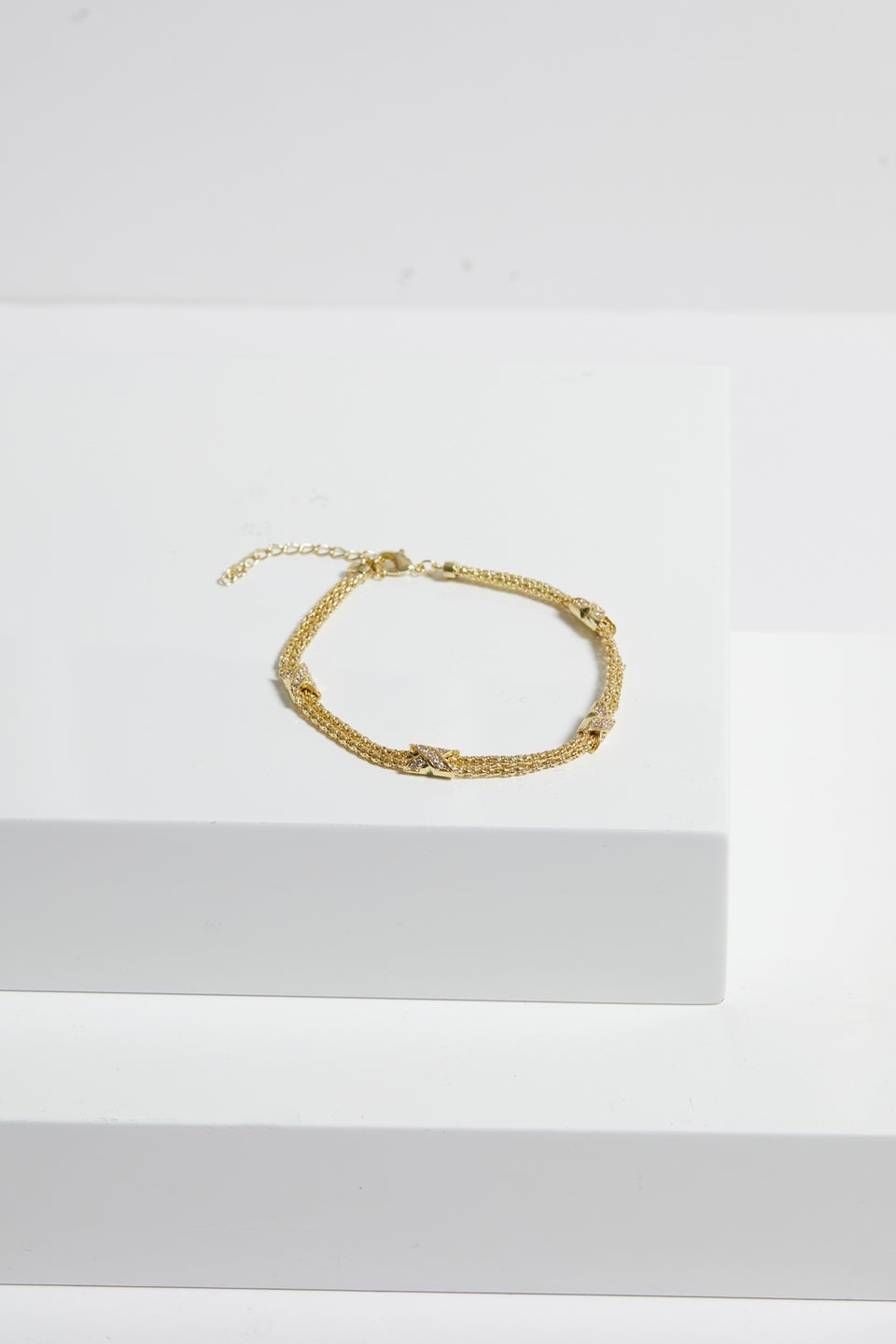 Jon Richard Gold Plated Mesh & Kiss Bracelet