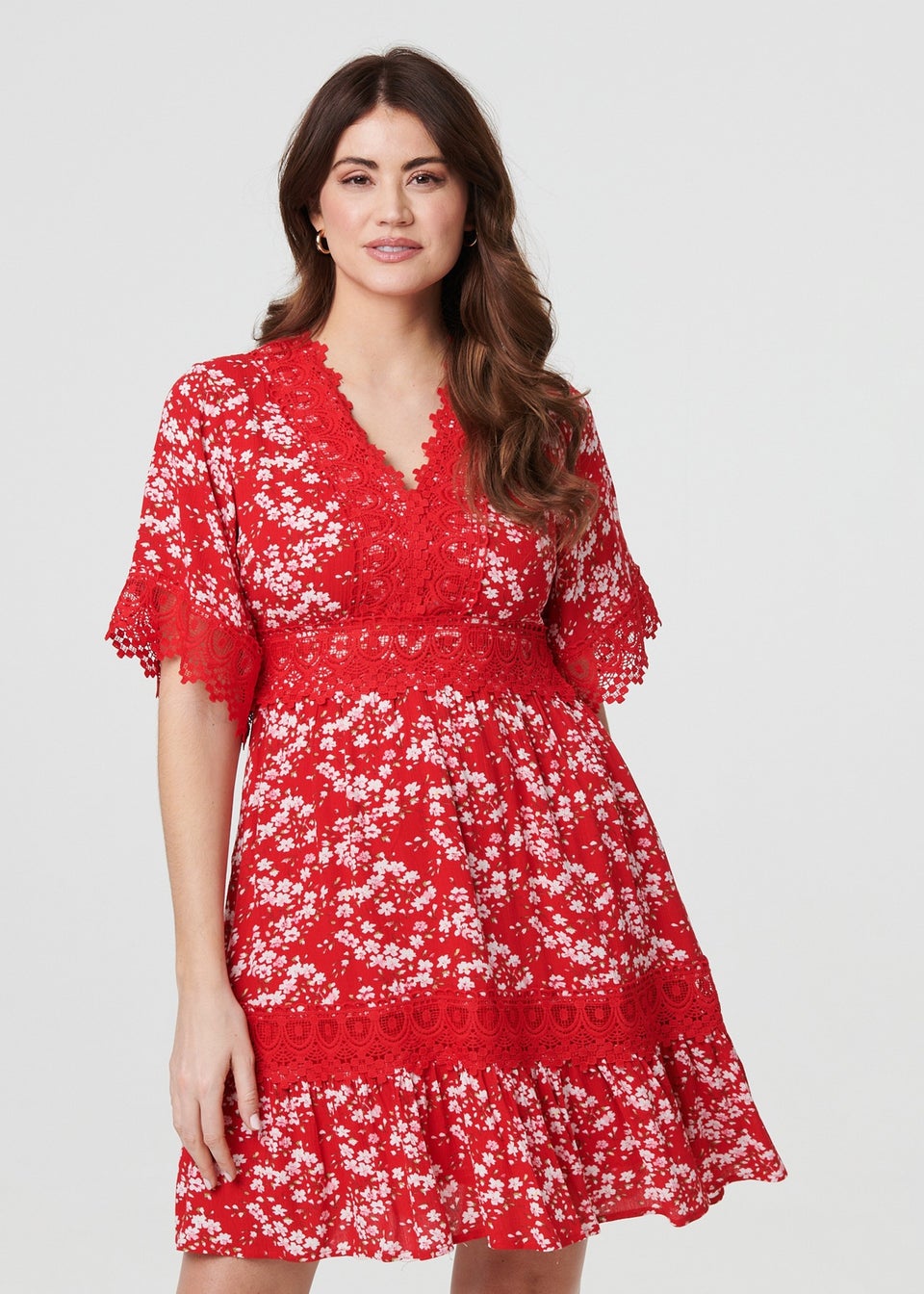 Izabel London Red Floral Lace Trim 1/2 Sleeve Mini Dress