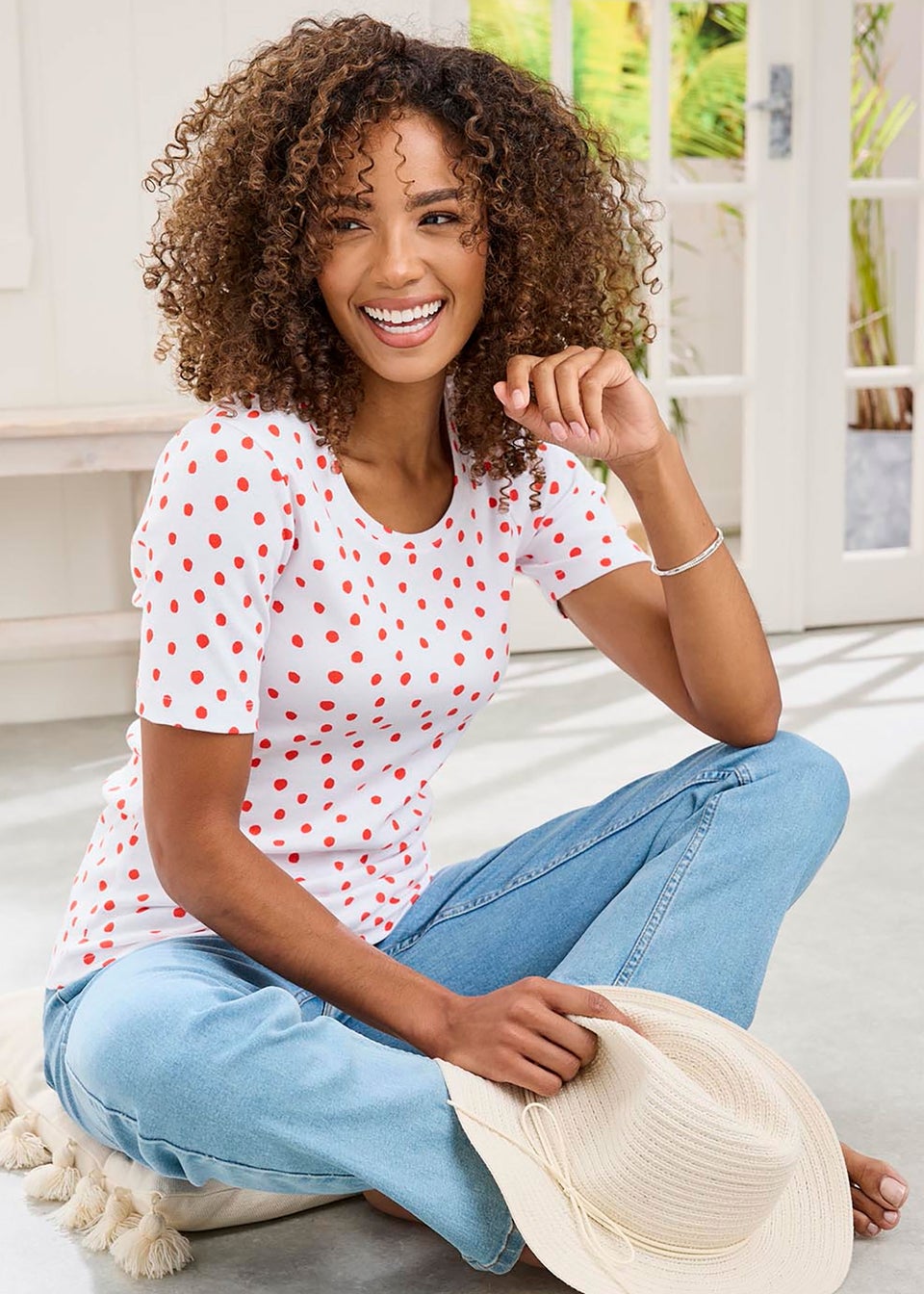 Cotton Traders White Wrinkle Free Short Sleeve Spot Scoop Neck Top