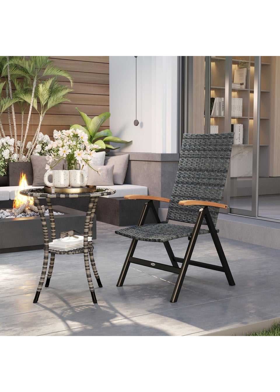 Outsunny Outdoor Folding Rattan Chair Dining Chair