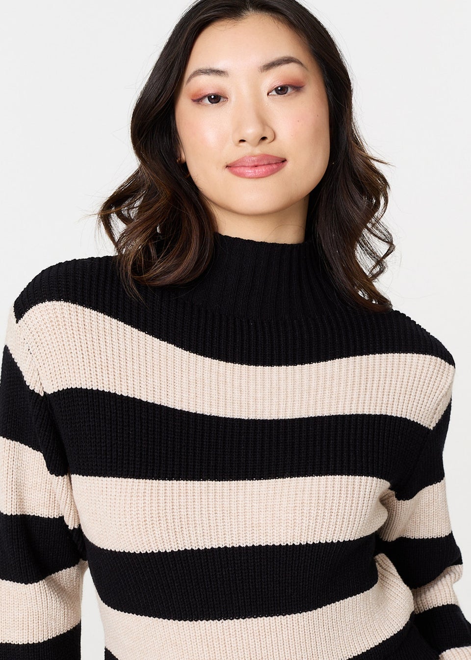 Izabel London Black Striped High Neck Pleat Knit Maxi Dress