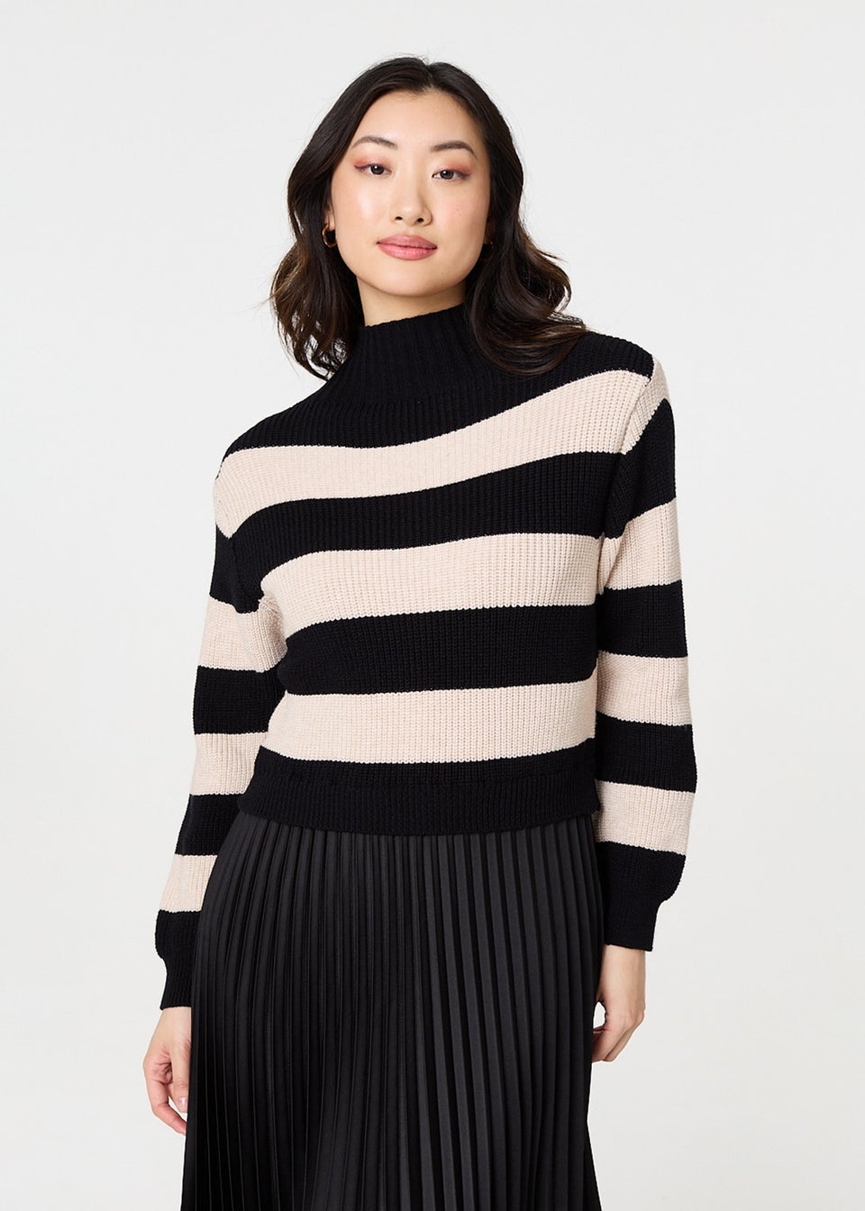 Izabel London Black Striped High Neck Pleat Knit Maxi Dress